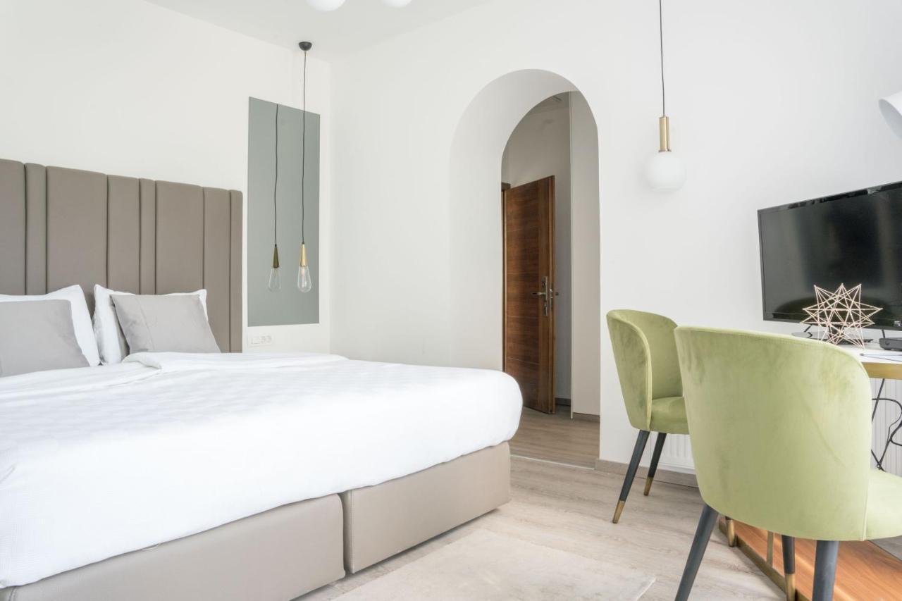 Morea Hotel 3*